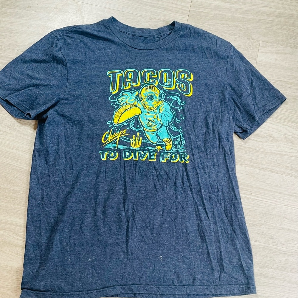 Chuys Tex Mex Shirt L